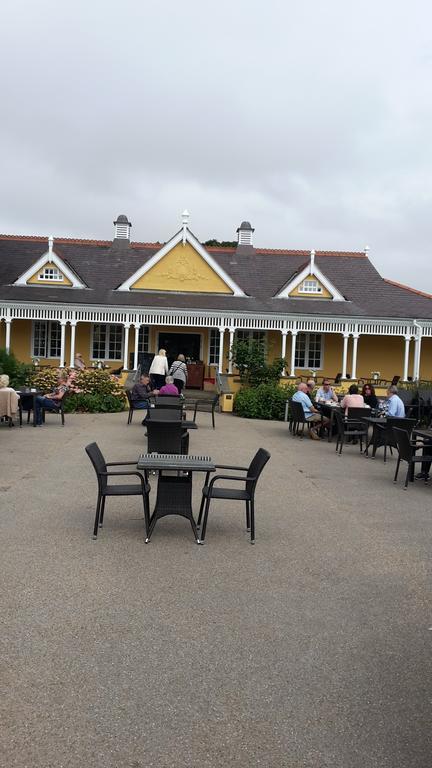 Manhattan Lodge Lytham St Annes Exterior photo